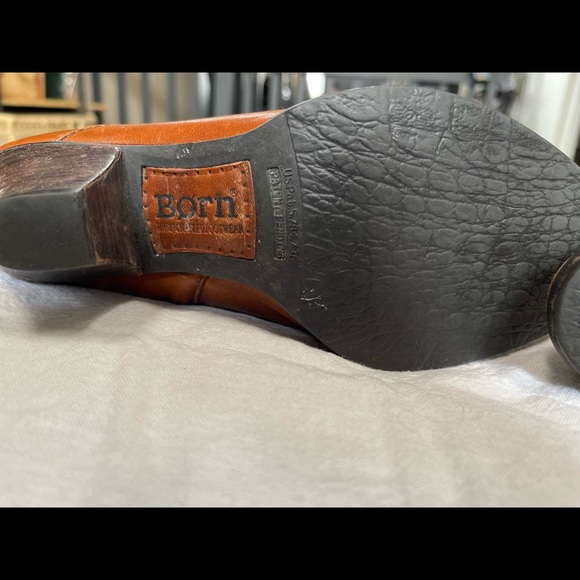 Gorgeous pair of leather Born riding style boots - Picture 4 of 8